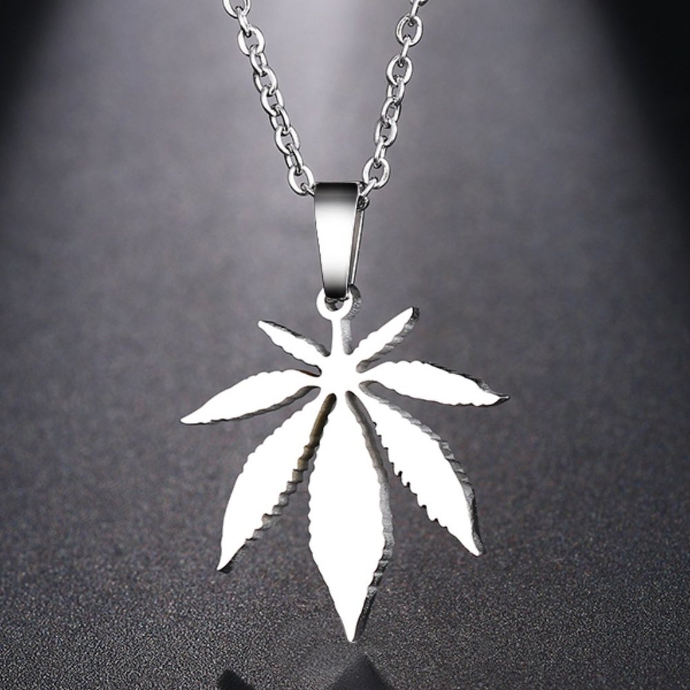 🎀 Refine Maple Leaves Delicate Dainty 925 Silver Plated Necklace, EVGG1078